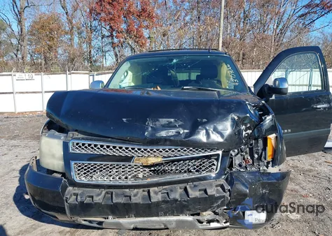 2007 Chevrolet Suburban 1500 Lt from USA, damaged, VIN 3GNFC16037G232779
